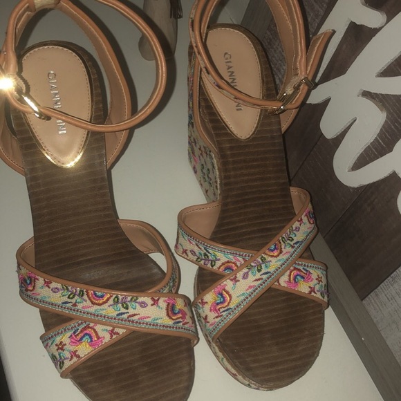 Gianna Bini peasant pattern wedges - Picture 5 of 5